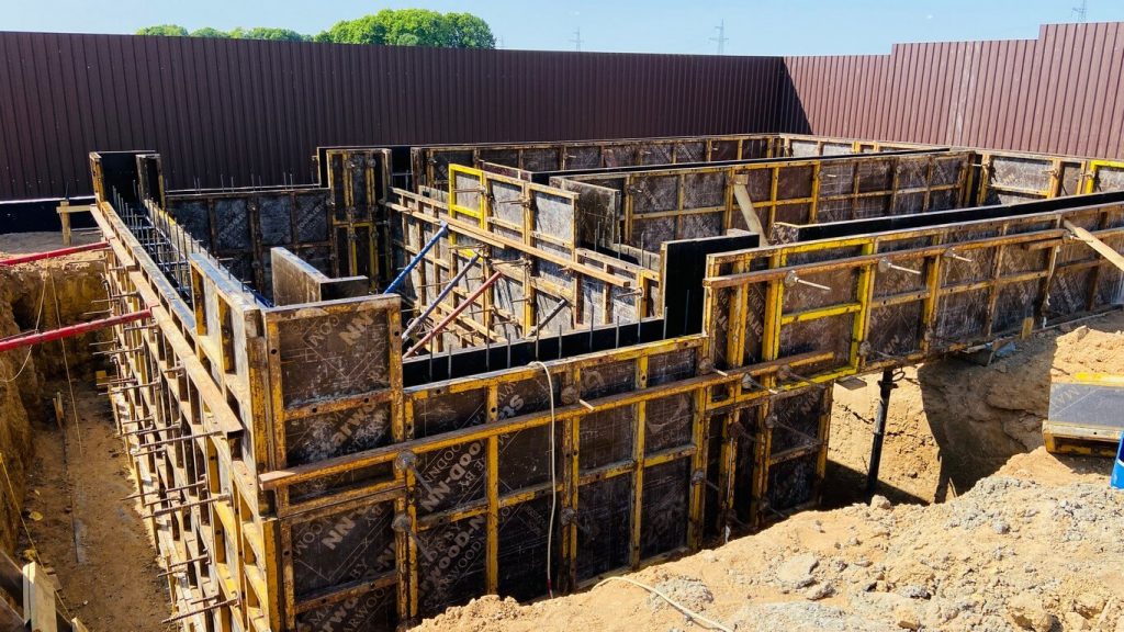 Фундамент с цокольным этажом